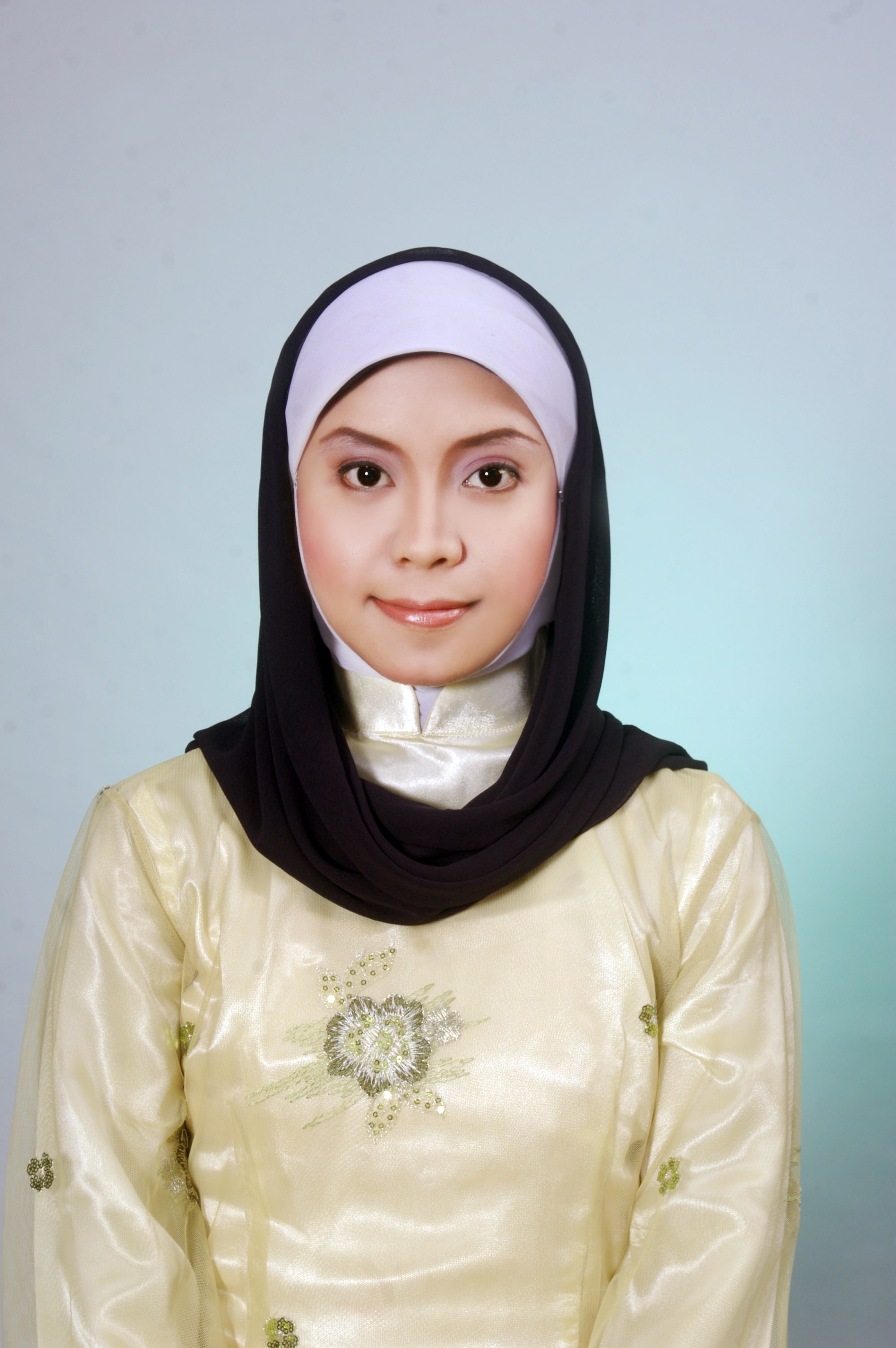 DEVINA MELINAWATI